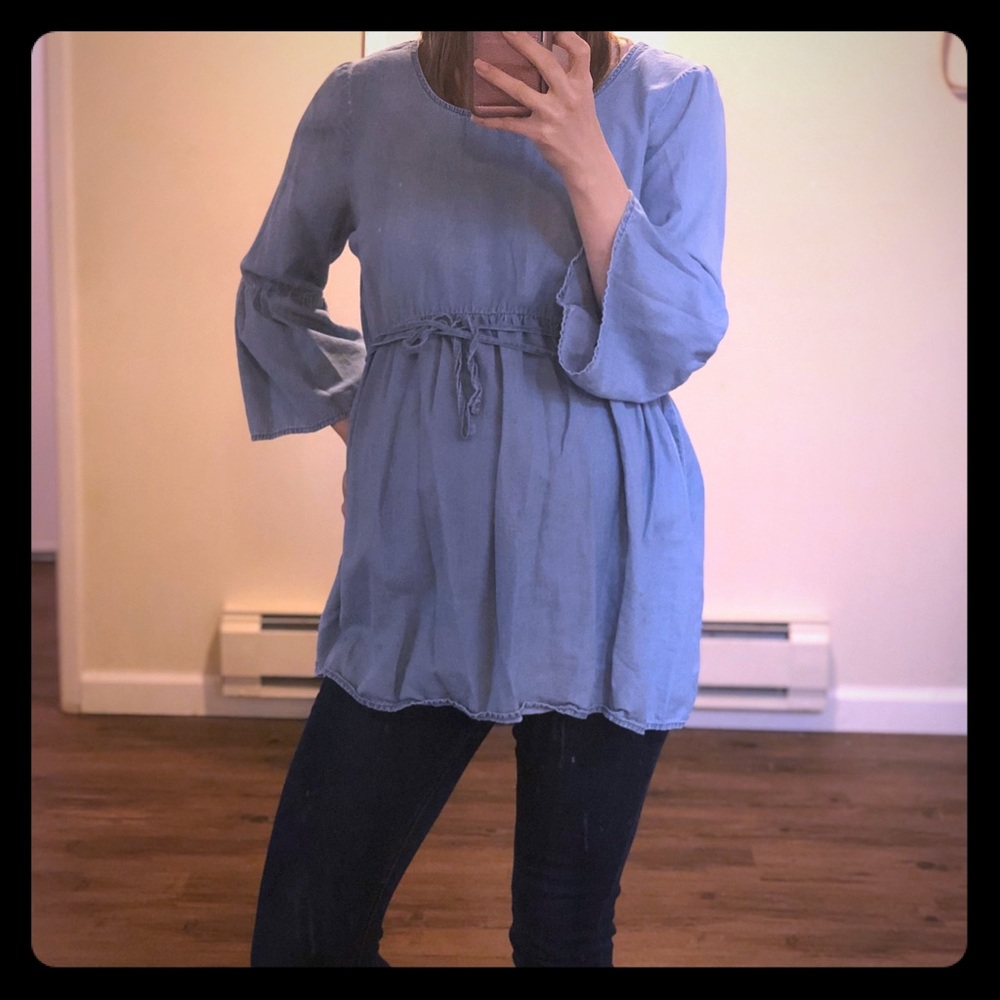 Maternity nice top, jeans color